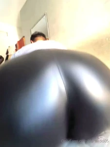 Pov you invite the big ass femboy secretary to your office and you