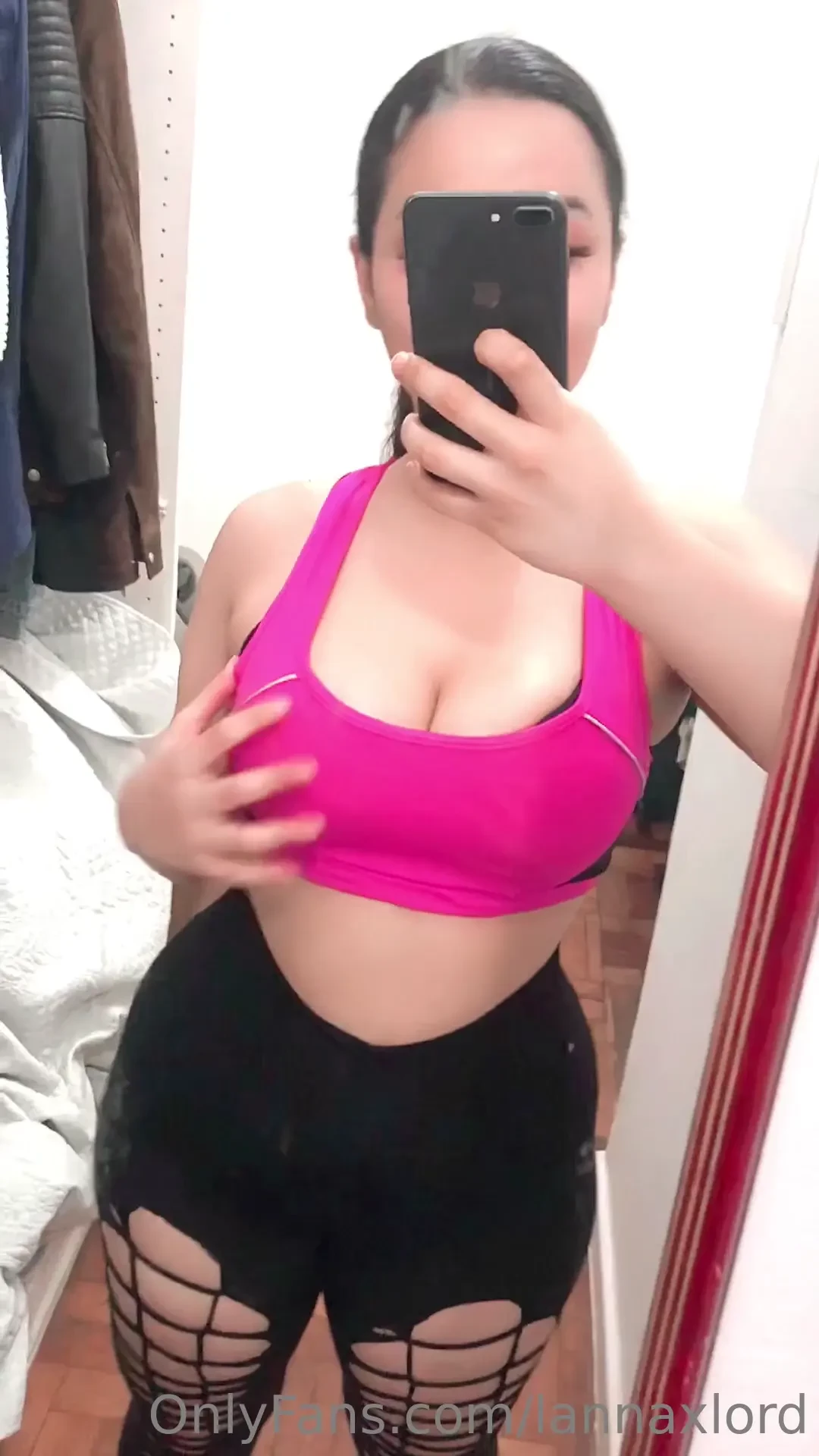 Showing you what the guys at my gym can t see enjoy 