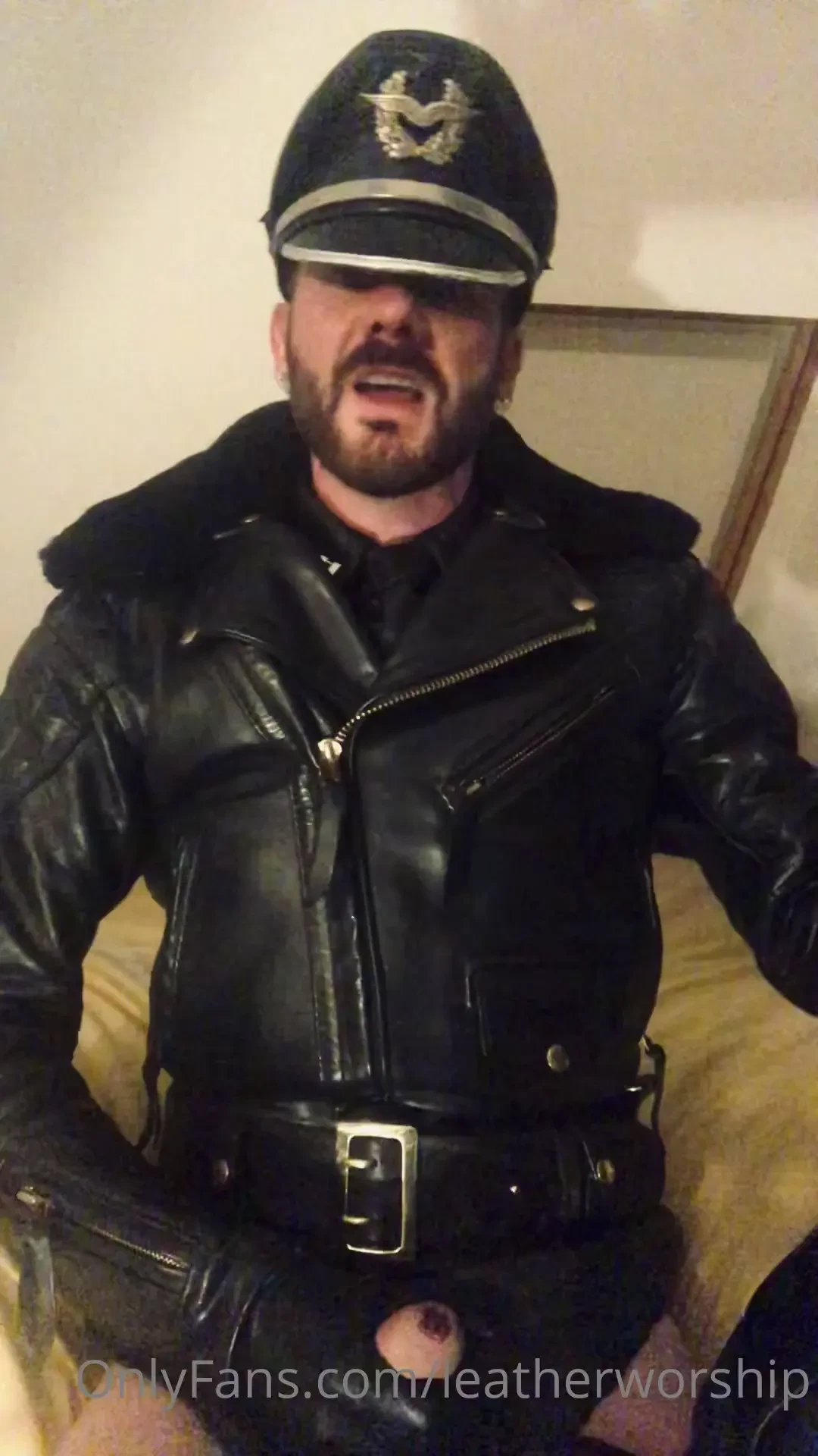 Time to get these boots smothered in my cum which one of you nasty 