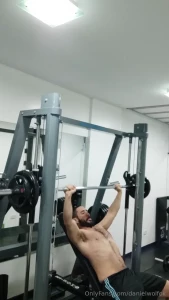 Do you like the way my armpits look while i m doing breaststroke on