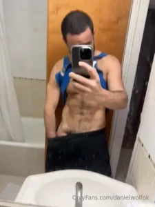 Today i have a really hot cock happy monday
