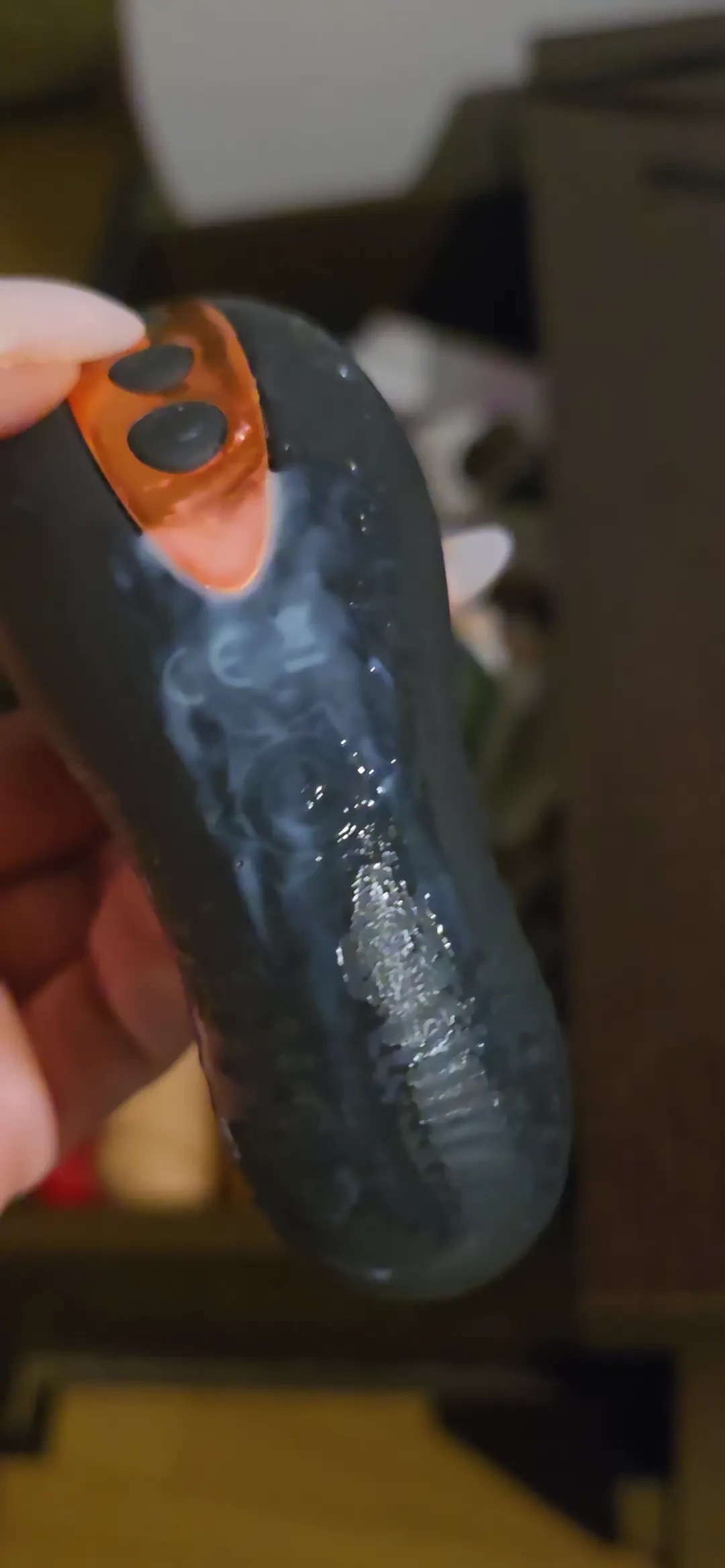 Eu ja vis disse o quanto amo usar os brinquedos que voces me oferecem 