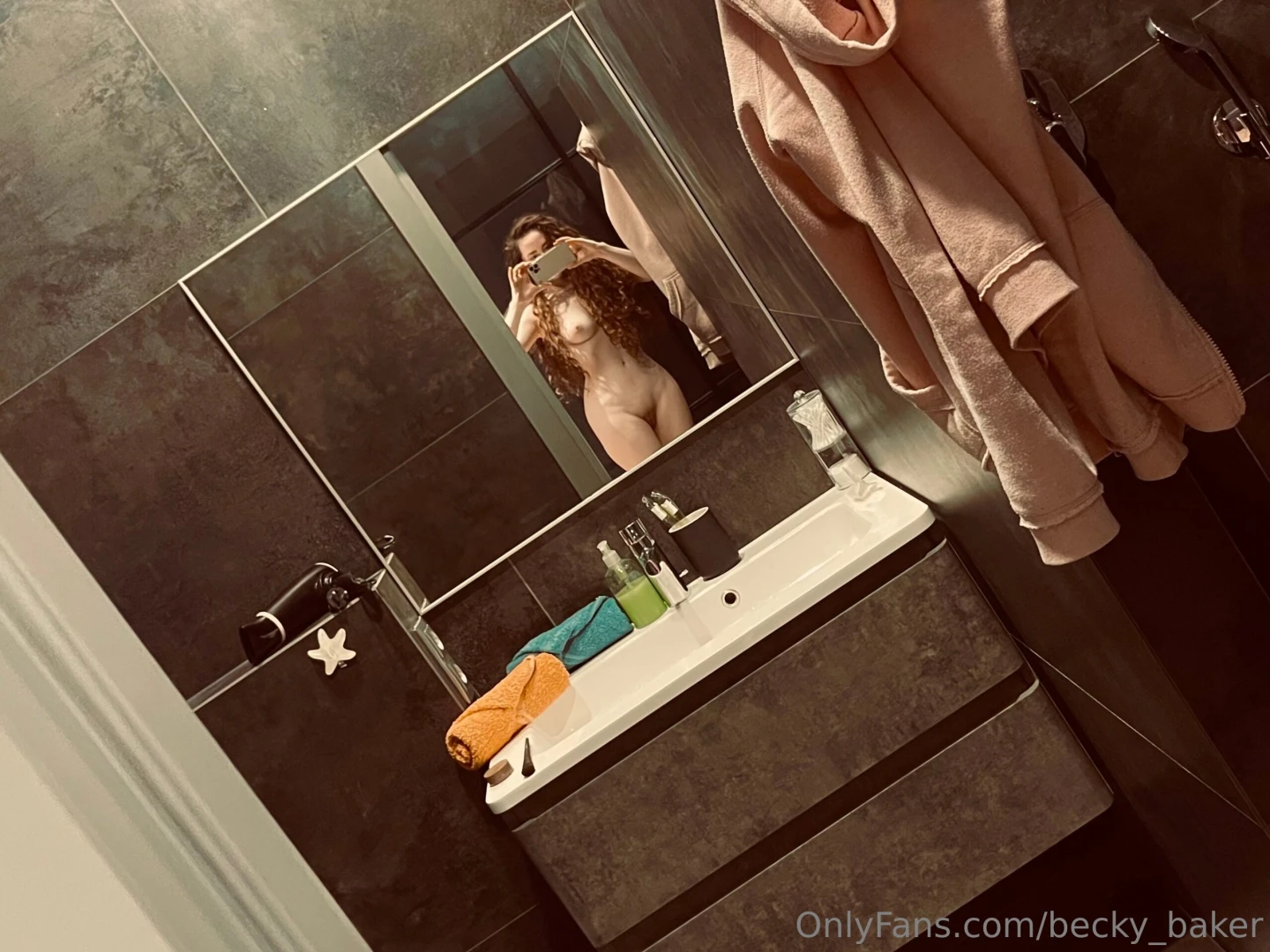 I m waiting for you naked and ready for anything 