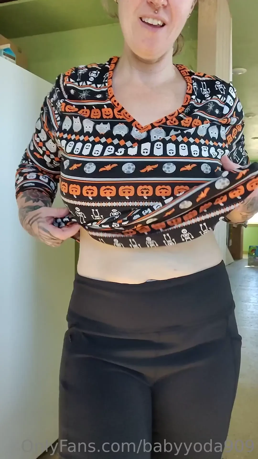 I m finding all these videos i forgot to post someone spank me i ve 