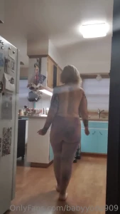 Kitchen bj i keep him happy so he keeps me fed