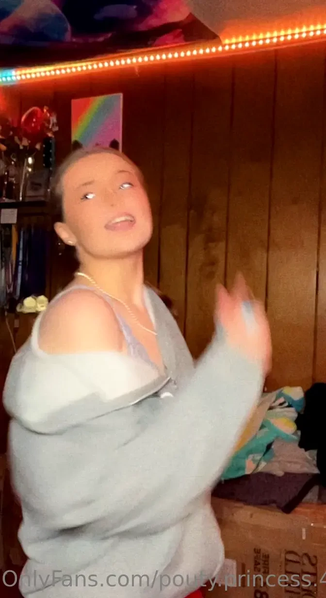 Gimme that sweet that nasty gushy stuff 