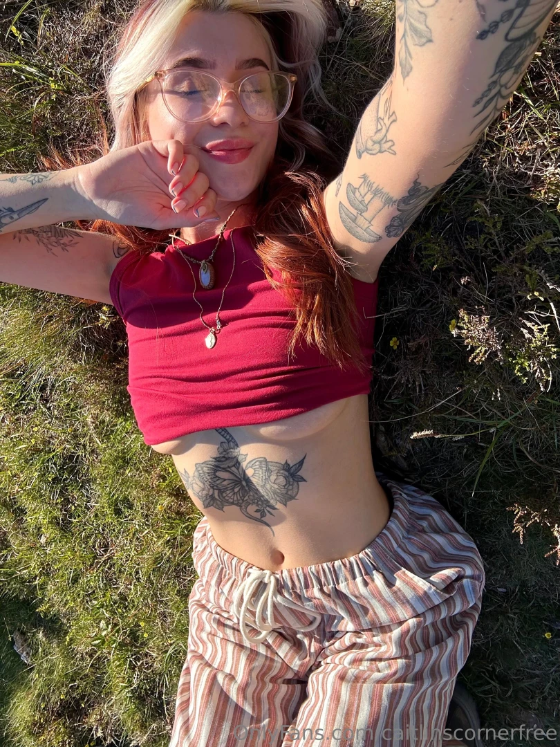 Hiking pics uploading to my vip page so much outdoor content this 