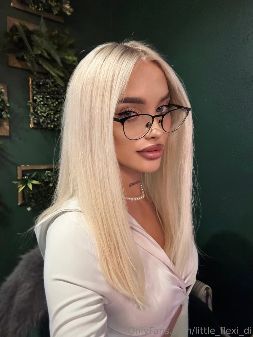 I think i look good with glasses what do you think 