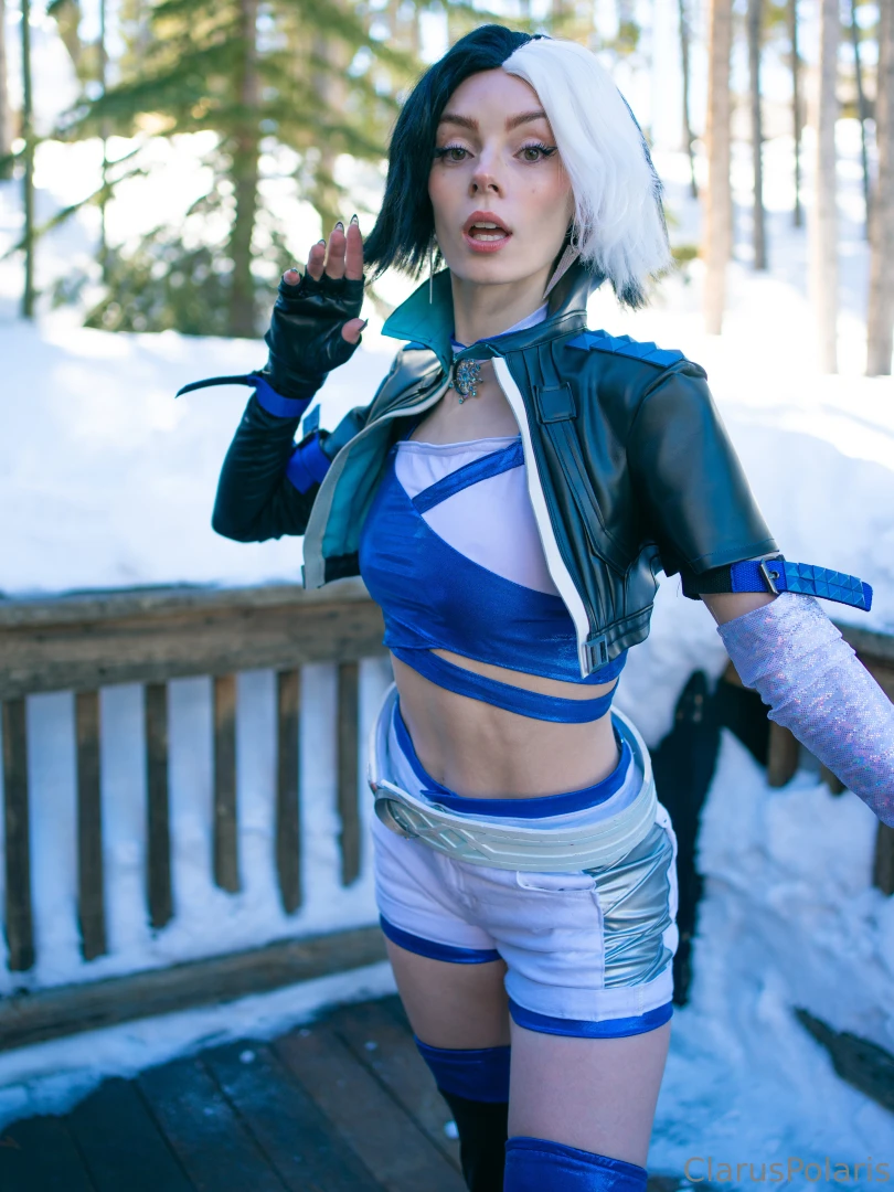 Luna snow just dropped in your dms 