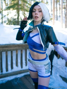 Luna snow just dropped in your dms