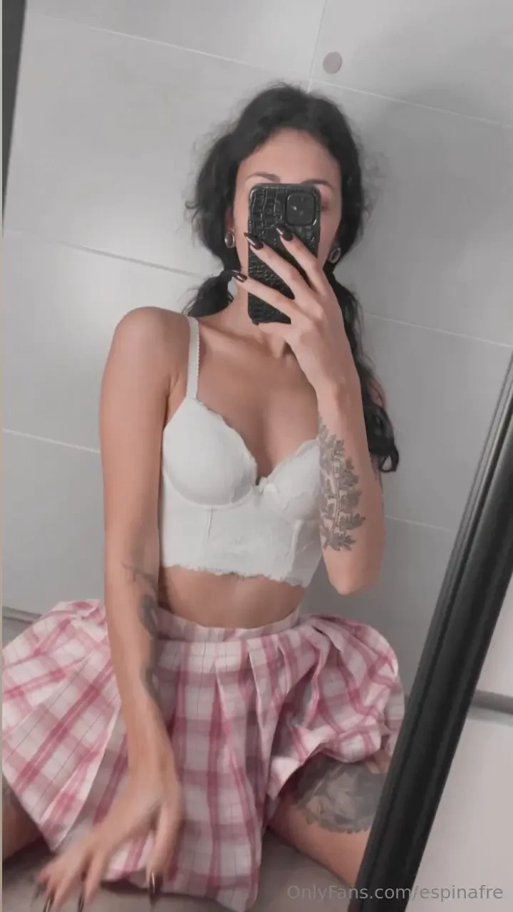 Your fav doll is ready to be played with 