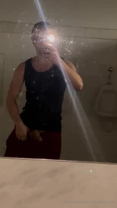 Ia bater uma mas apareceu gente aaaa