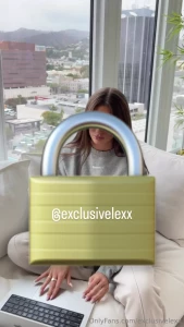 Dm me pov penthouse to buy a bundle of sexy photos and pov video that part 2