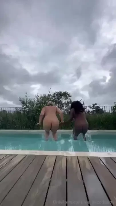 Happy birthday to us we went to tulum and used the jets in the pool to 
