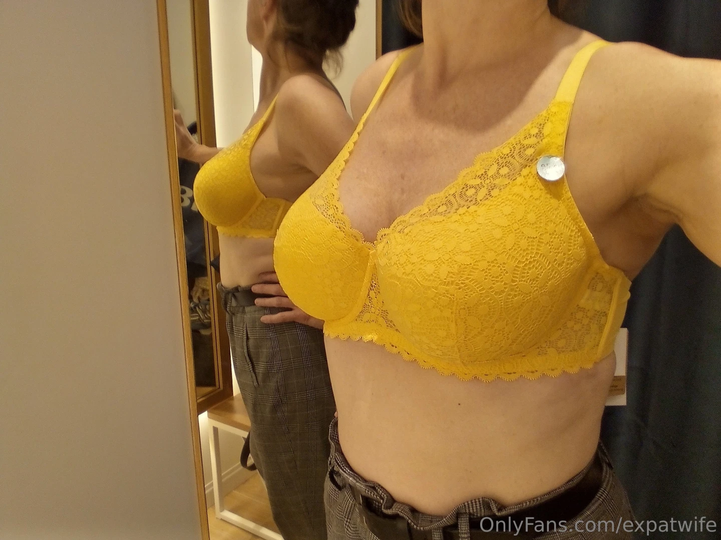 Come underwear shopping with me which one is your favourite part 3 
