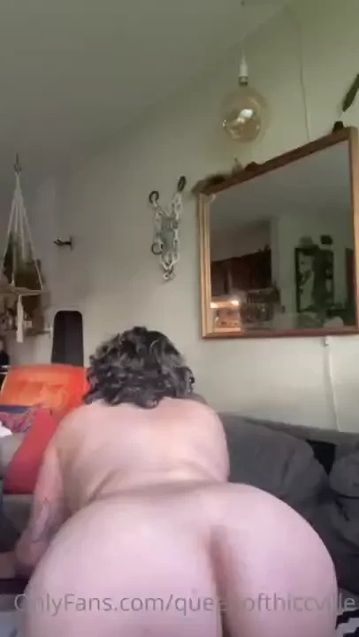 Sometimes i just have to play with my booty bc it s that good 