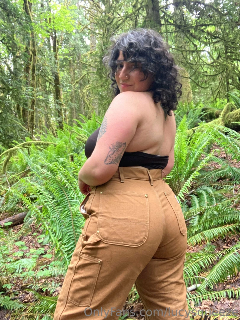 Not a bad sight to see on your hike right 