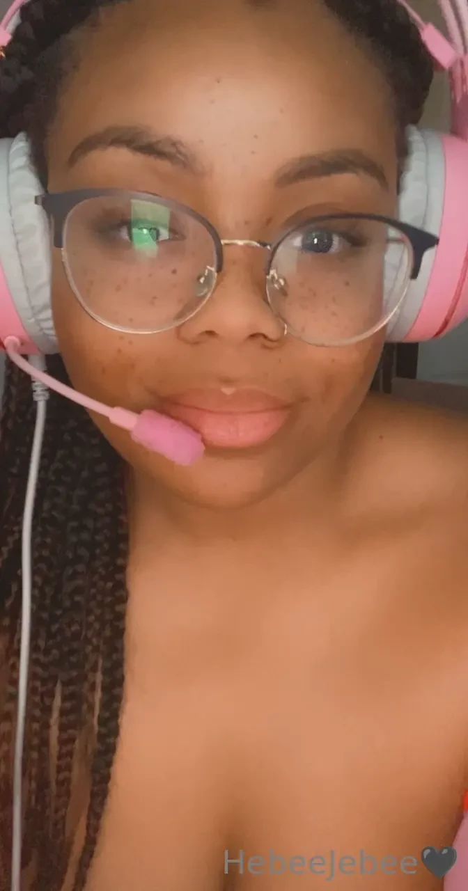 What are your favorite games mine the sims 4 and botw part 1 