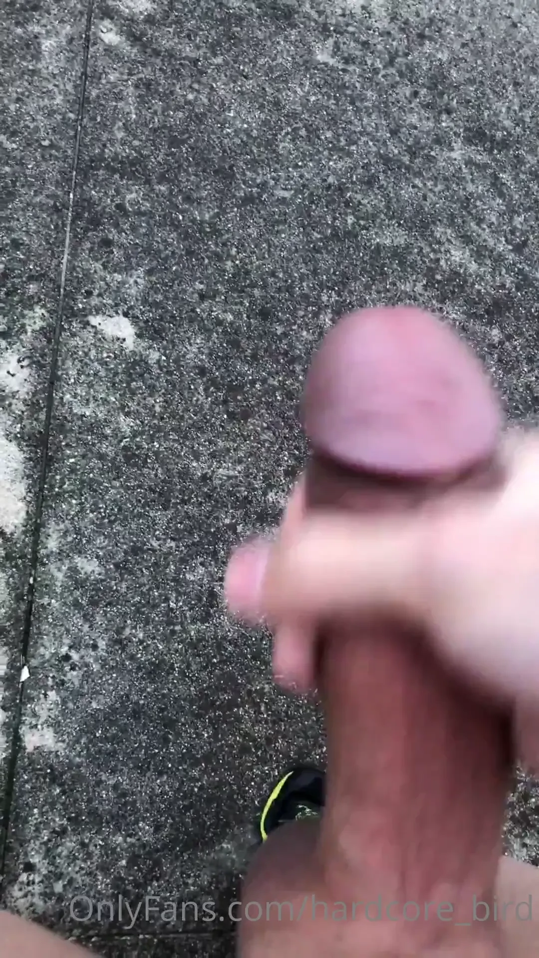 Fapping outdoor 5 to watch 3 photos and 1 video including cumshot 