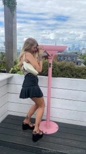 Me looking at you looking at me on here