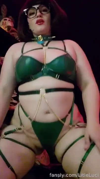 You know there are other ways to get y attention than dressing up as 