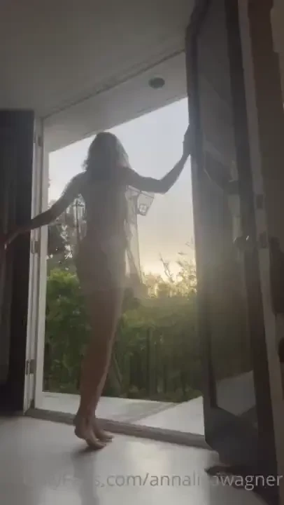 Cum enjoy this sunset with me 