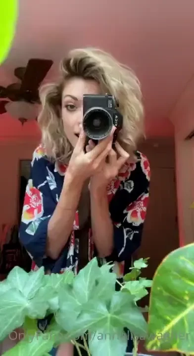 Do you mind if i grab a quick photo 