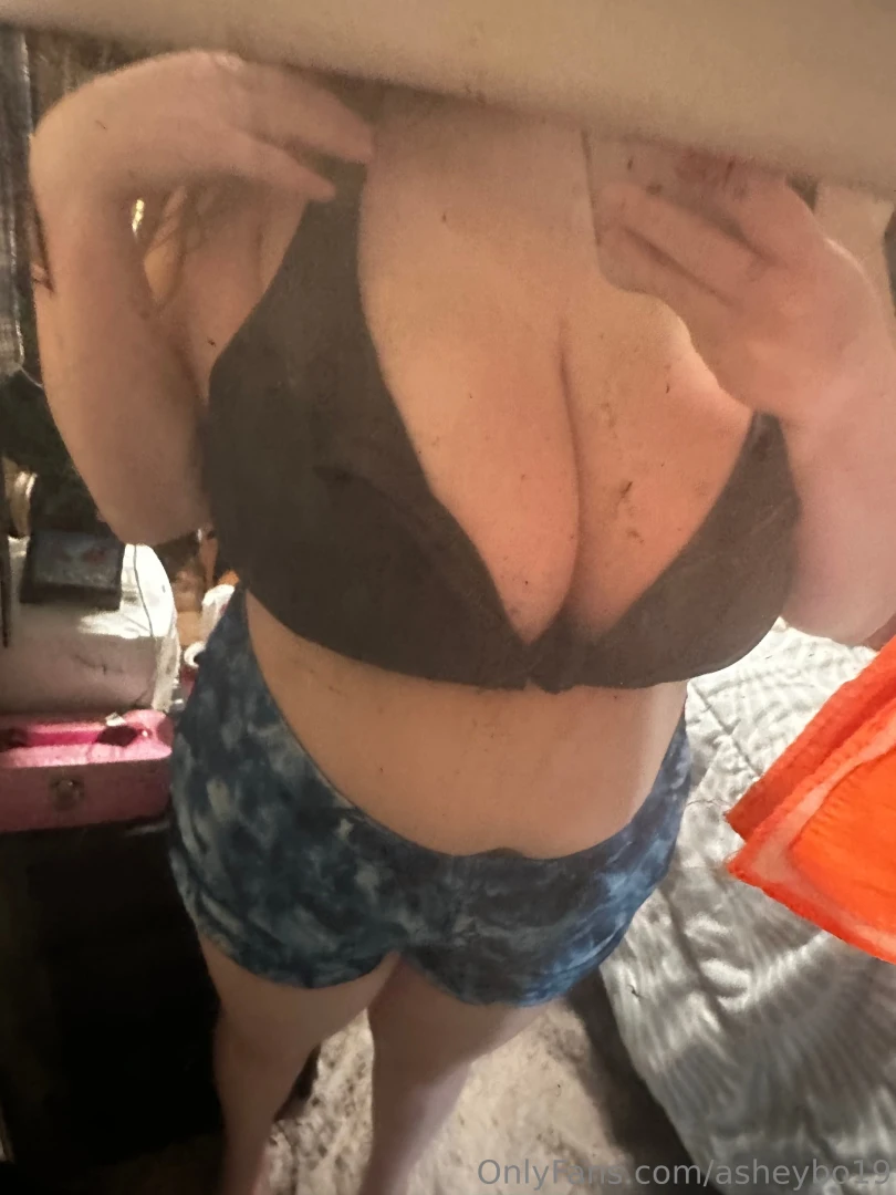 Wanna borrow me for your next vacation trip just ask 