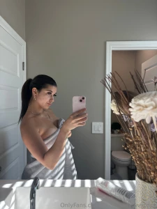 First daddy to tip me 25 will get a vip bundle package of 600 and