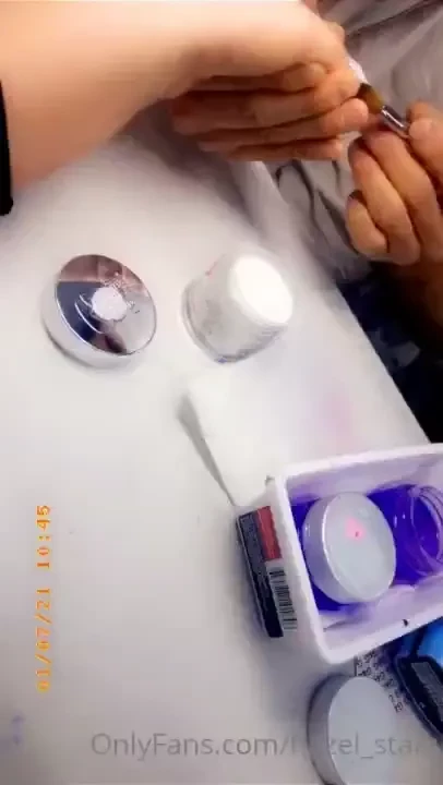 So i decided to go with sparkly white nails amp i m obsessed if you part 1 