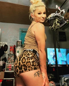 He loves me he loves me not part 4