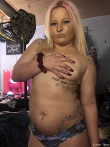 If you want to see more seductive explicit content subscribe to my part 1