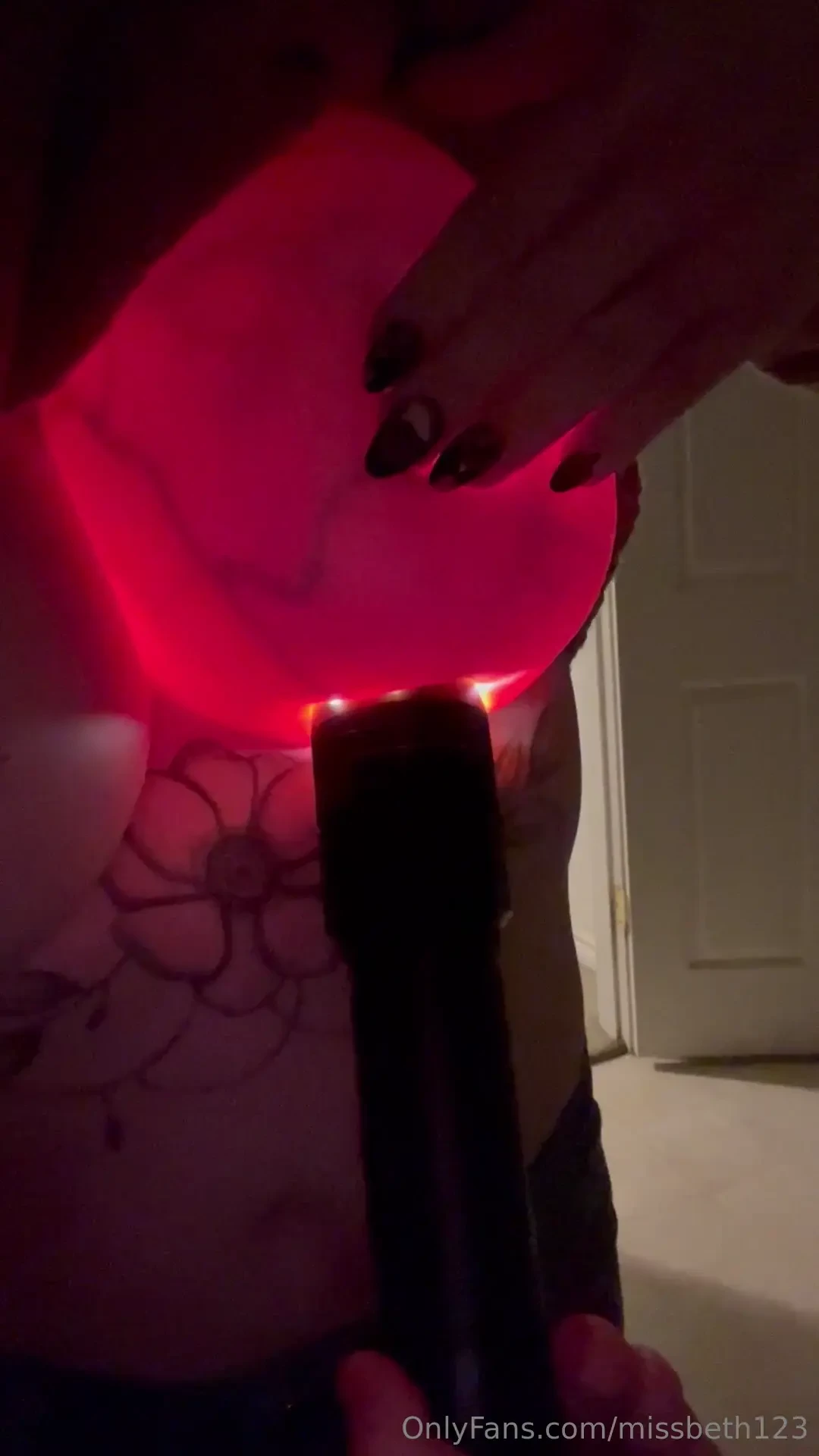 So playing around with a new flashlight last night hubs found he likes 