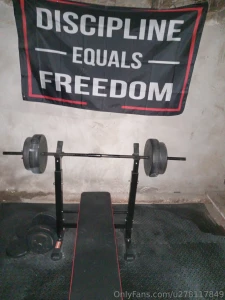 My home gym setup in my unfinished basement new videos will be in the part 3