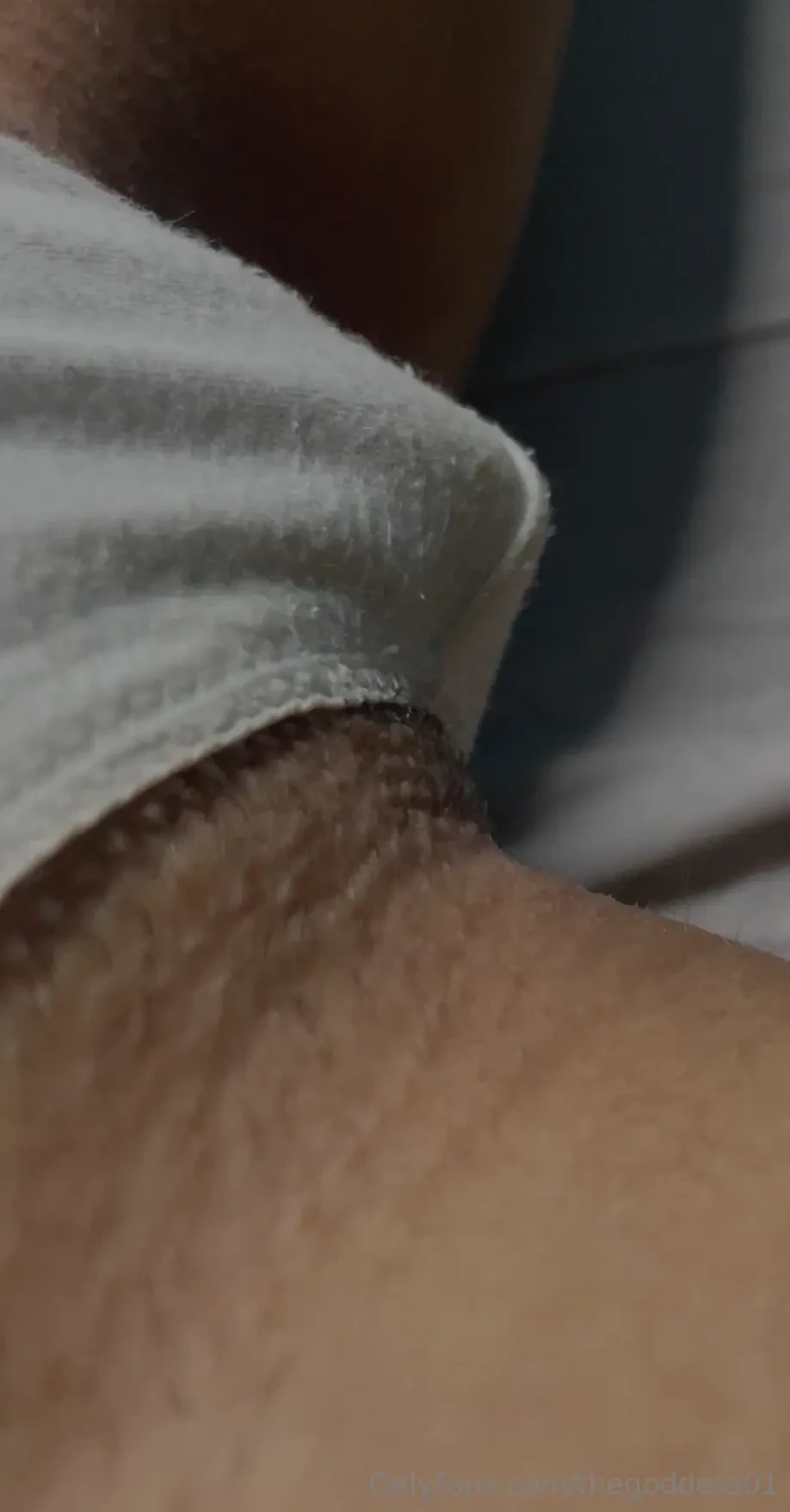 Throbbing so much because i need to cum 