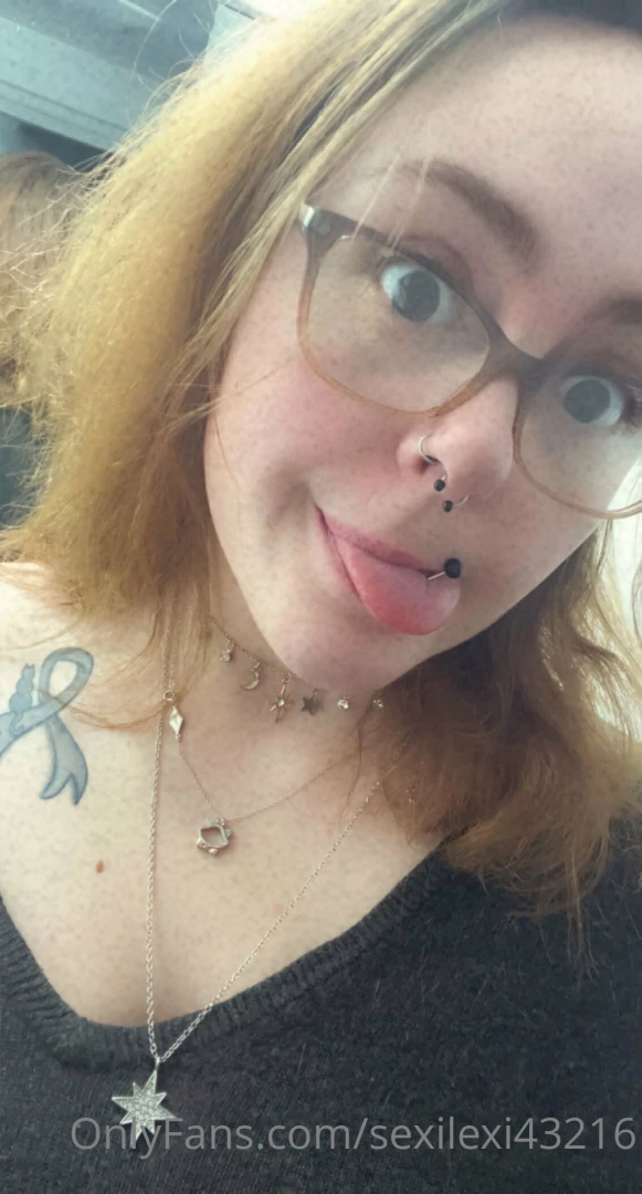 Excuse the dirty mirror been super depressed i want to know what you d part 2 