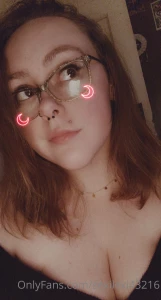 I love being wet and naked showers are the best dm me and tell me what