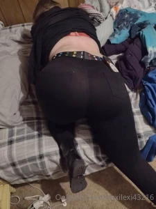 Obsessed with my ass in my work pants what about you part 1