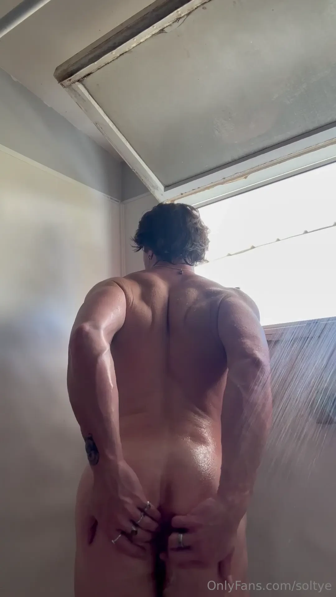 I know you love it when i spread my self out 