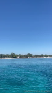 Hello les amours comment allez vous moi je suis bien arriv bali if u