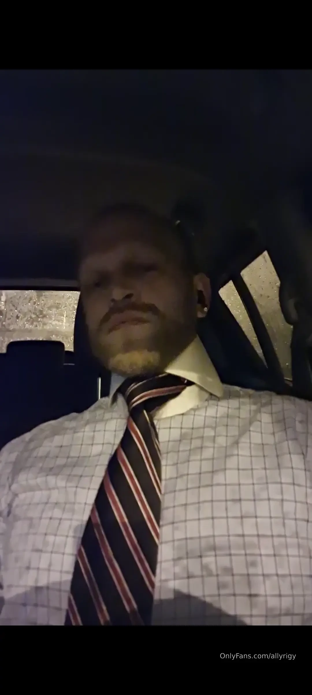 Playing with my tie and 3 high collar while people walk past having a 