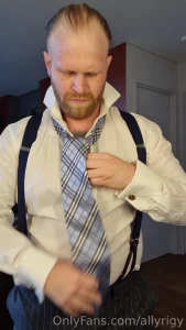 Usually i like it high and tight but today i m feeling low and loose