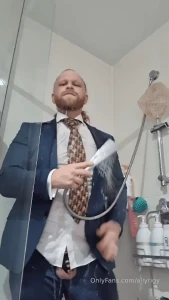 Drippin down my neck soakin wet shower preview