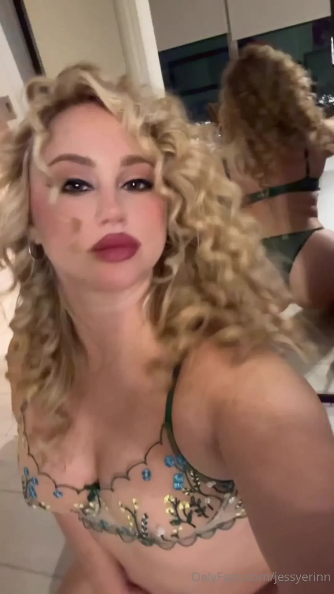 I know i m in your wet dreams 