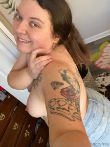 See everything uncensored and no ppv or pay walls on my paid onlyfans part 3