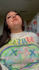 Wanna get a topless cock rate i ll send you nudes and clips of me to