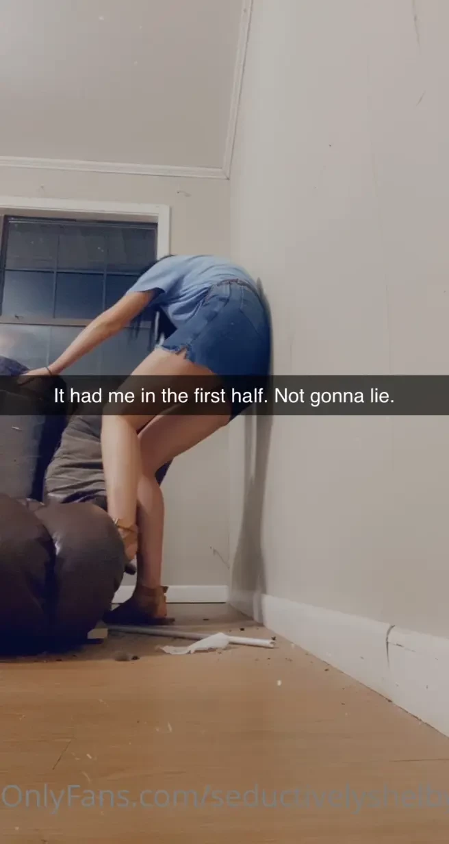 Gotta love unexpected pussy slips while filming an innocent video 