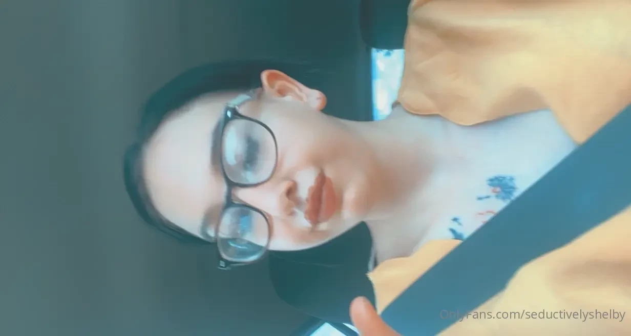 Drive thru be boring as fuck 