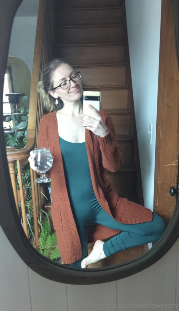 What would you do if i wore this on our first date 