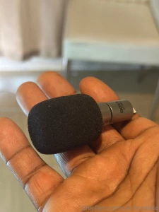 New mic okay i ll give you a couple of free voice notes a week as well
